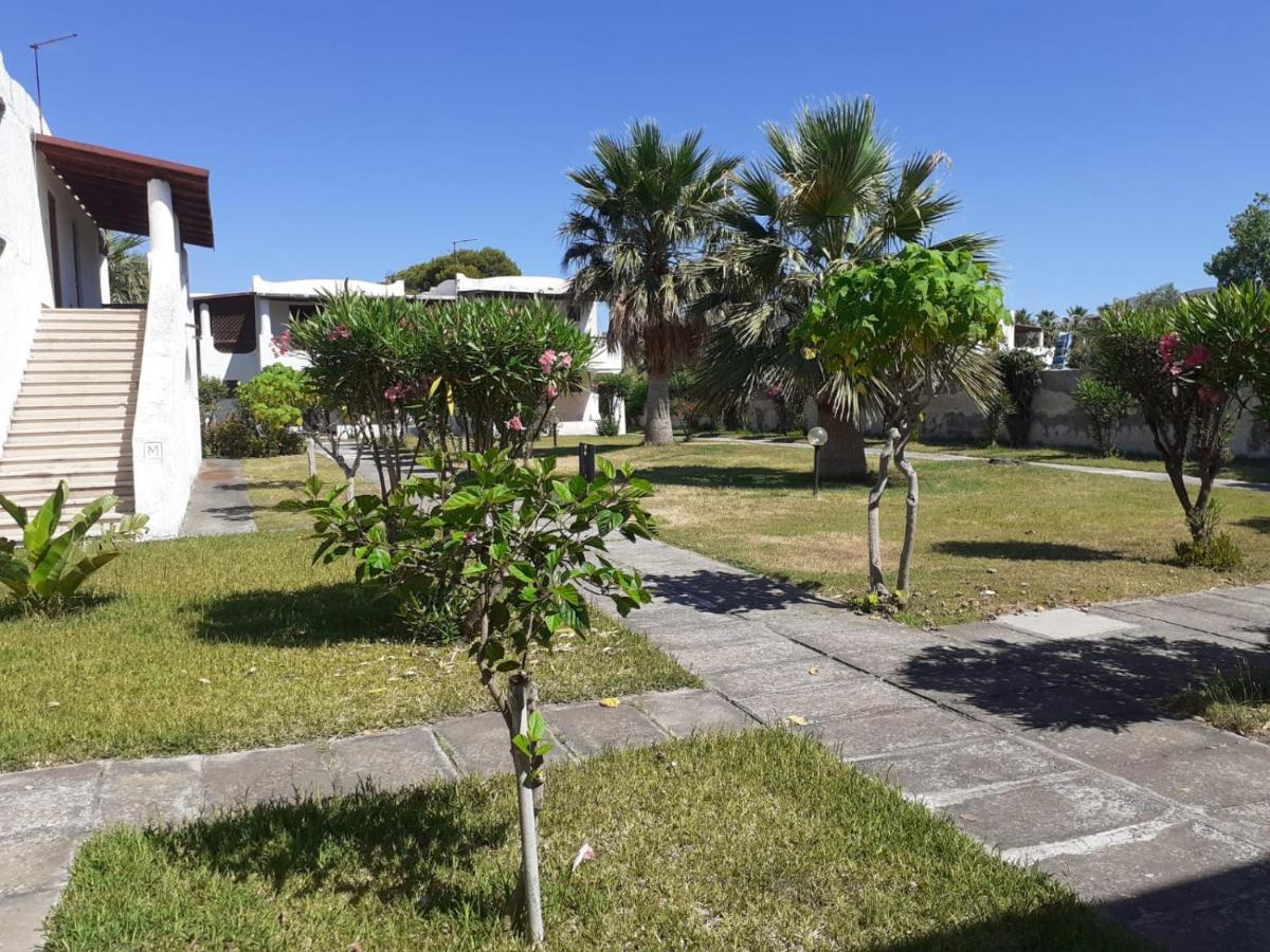 Menichetta 4 Posti Bilo Con Piscina Gratuita Dall' 11 Luglio Al 31 Agosto Vulcano  Exterior foto